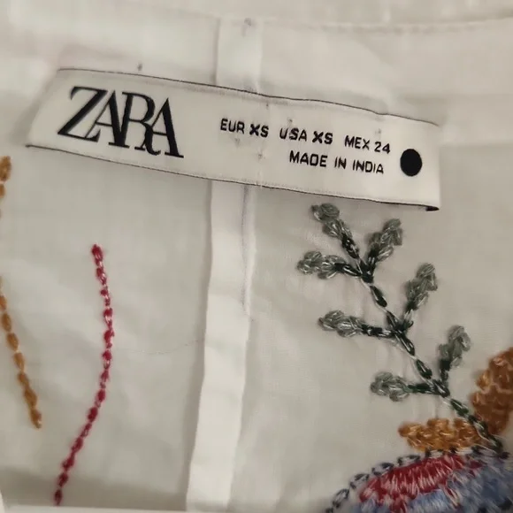 Zara White Oversized Blouse with Cuffed Sleeves - Picture 6 of 6